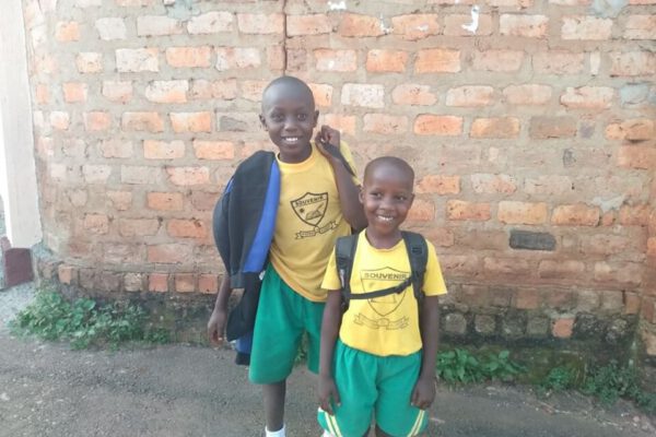 hoffnung-fuer-uganda-school_02